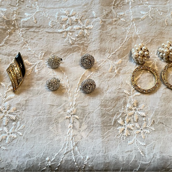 Elegant Gold-toned and Silver-toned Women's Clip Earrings Set. - Picture 3 of 8